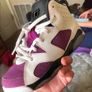 Meet your Posher, Seaira